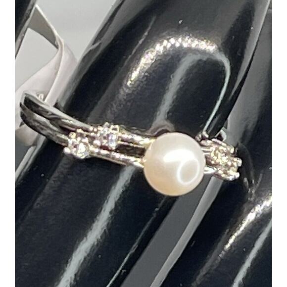 Sterling Silver Pearl(5mm) Lab Sapphire Ring Stunning Luxury Chic (Size 7) NEW - Picture 9 of 16
